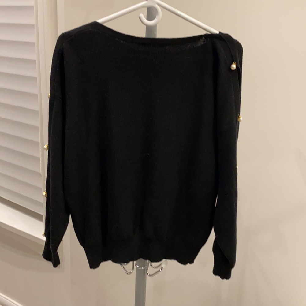 Sweater - Picture 2 of 4